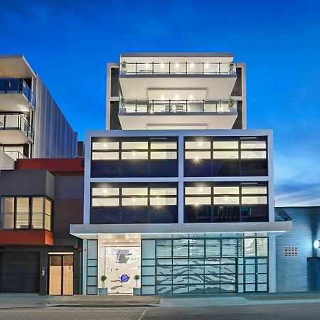 The Hamptons Apartments - Port Мелбърн Екстериор снимка