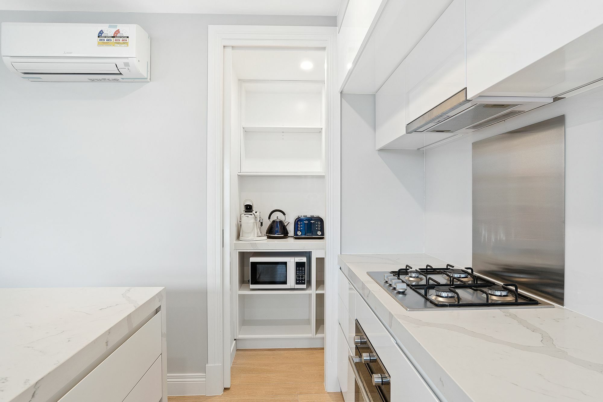 The Hamptons Apartments - Port Мелбърн Екстериор снимка