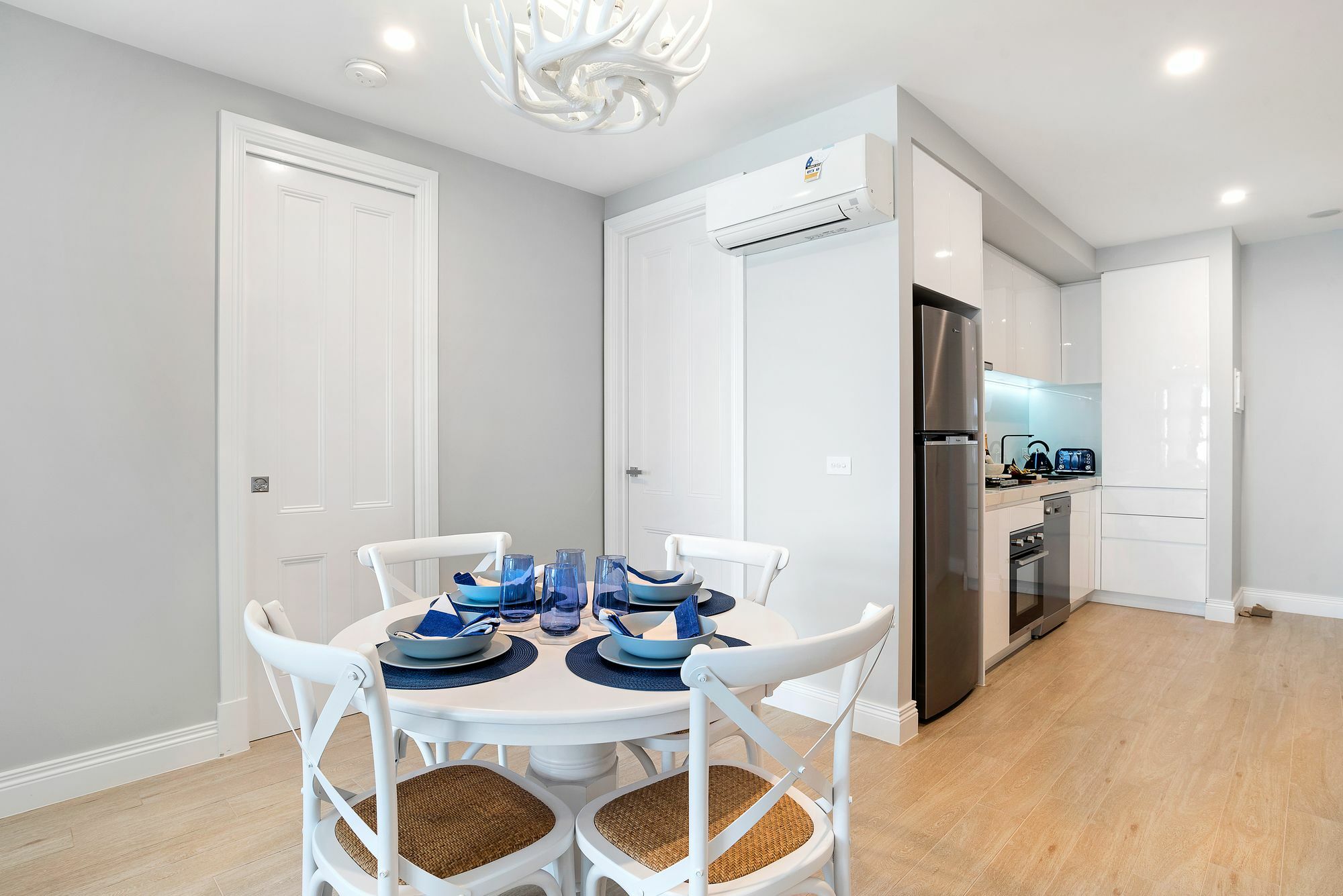 The Hamptons Apartments - Port Мелбърн Екстериор снимка