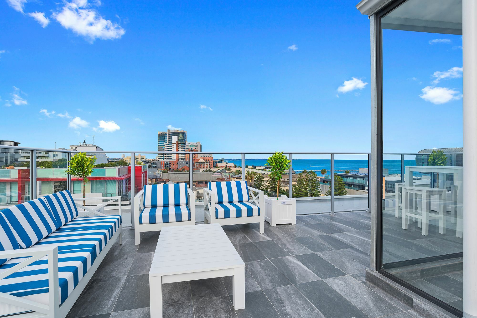 The Hamptons Apartments - Port Мелбърн Екстериор снимка